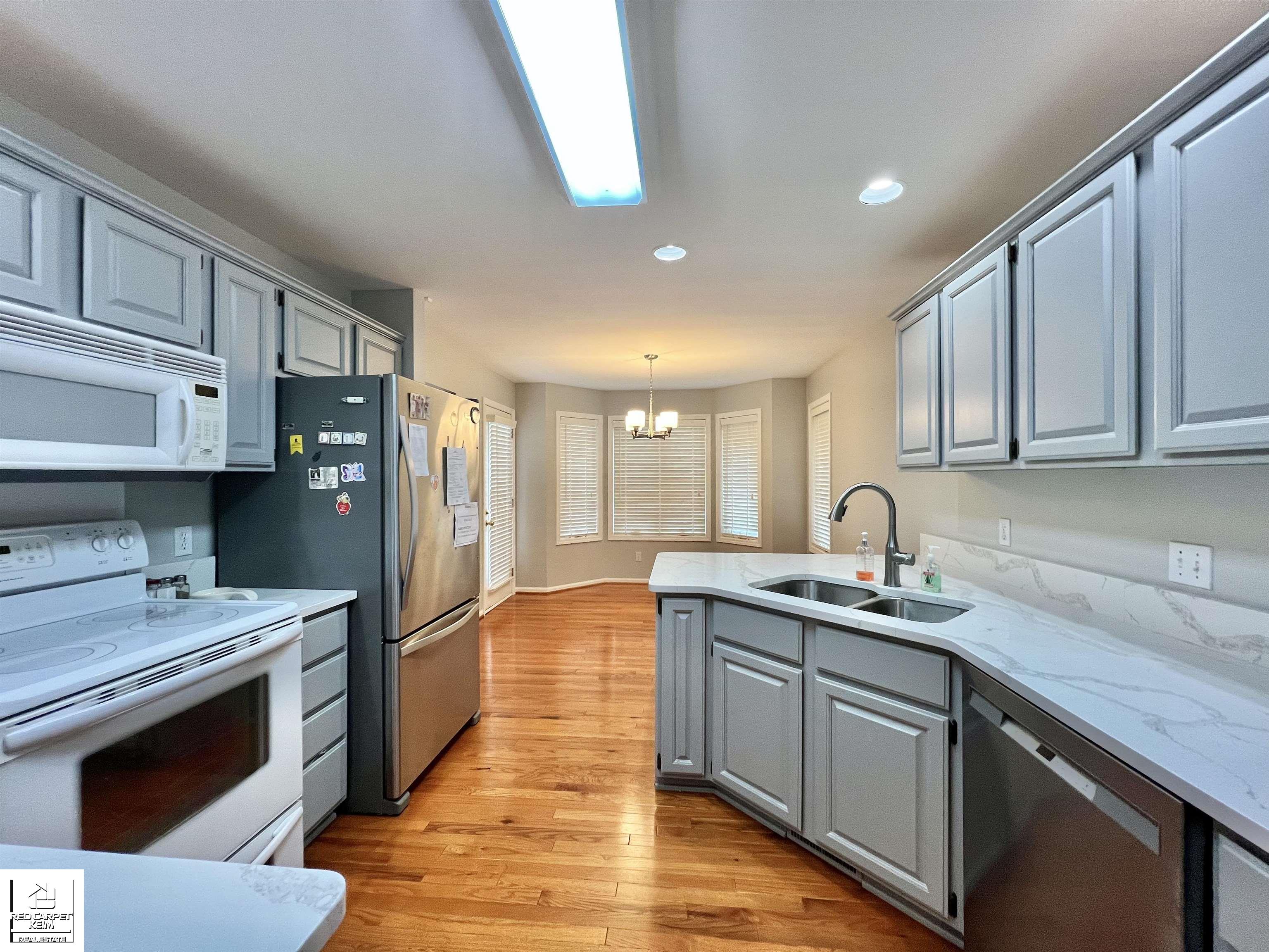 6160 Pine Creek Crossing