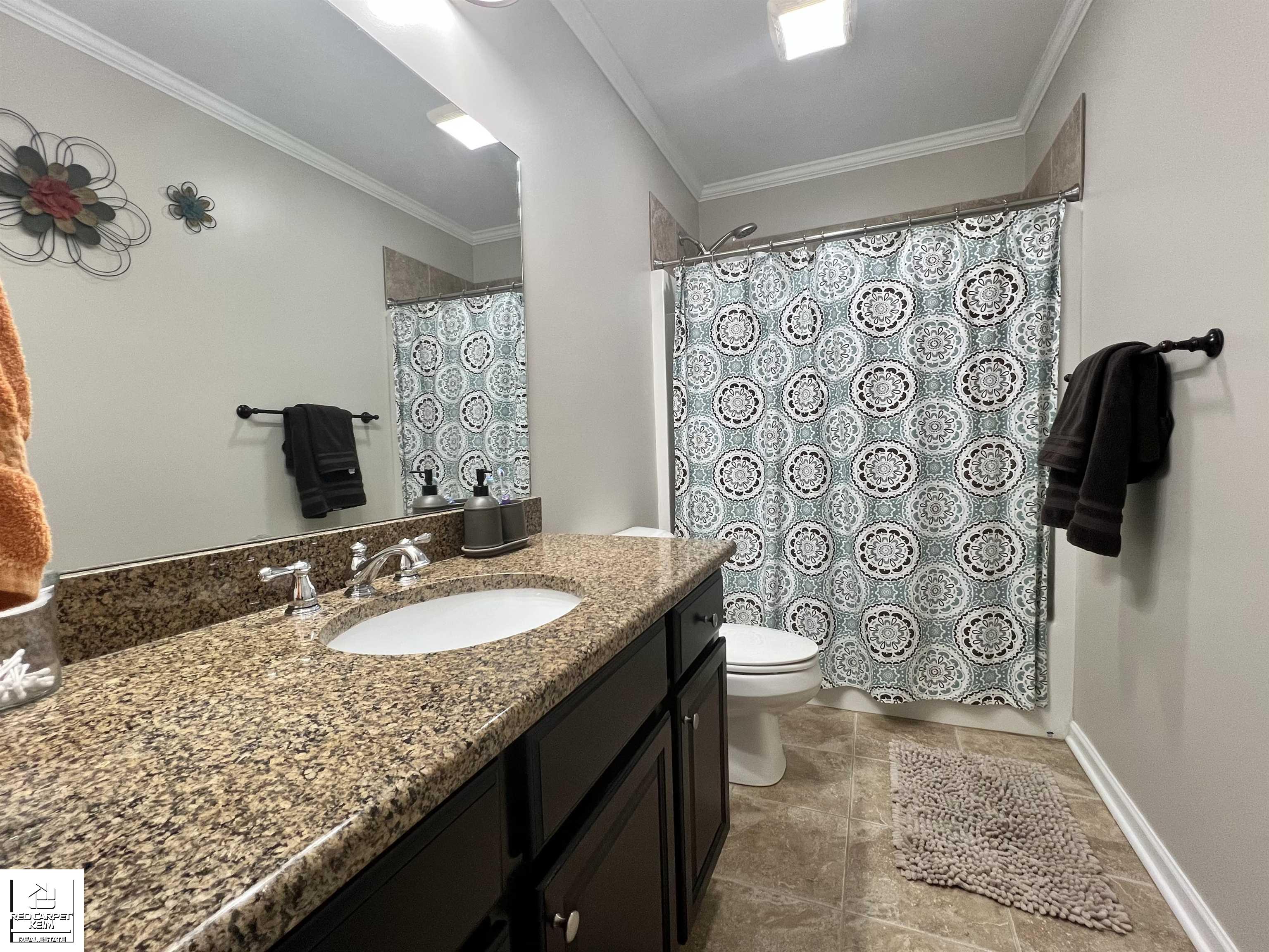 8333 Oak Ridge Drive