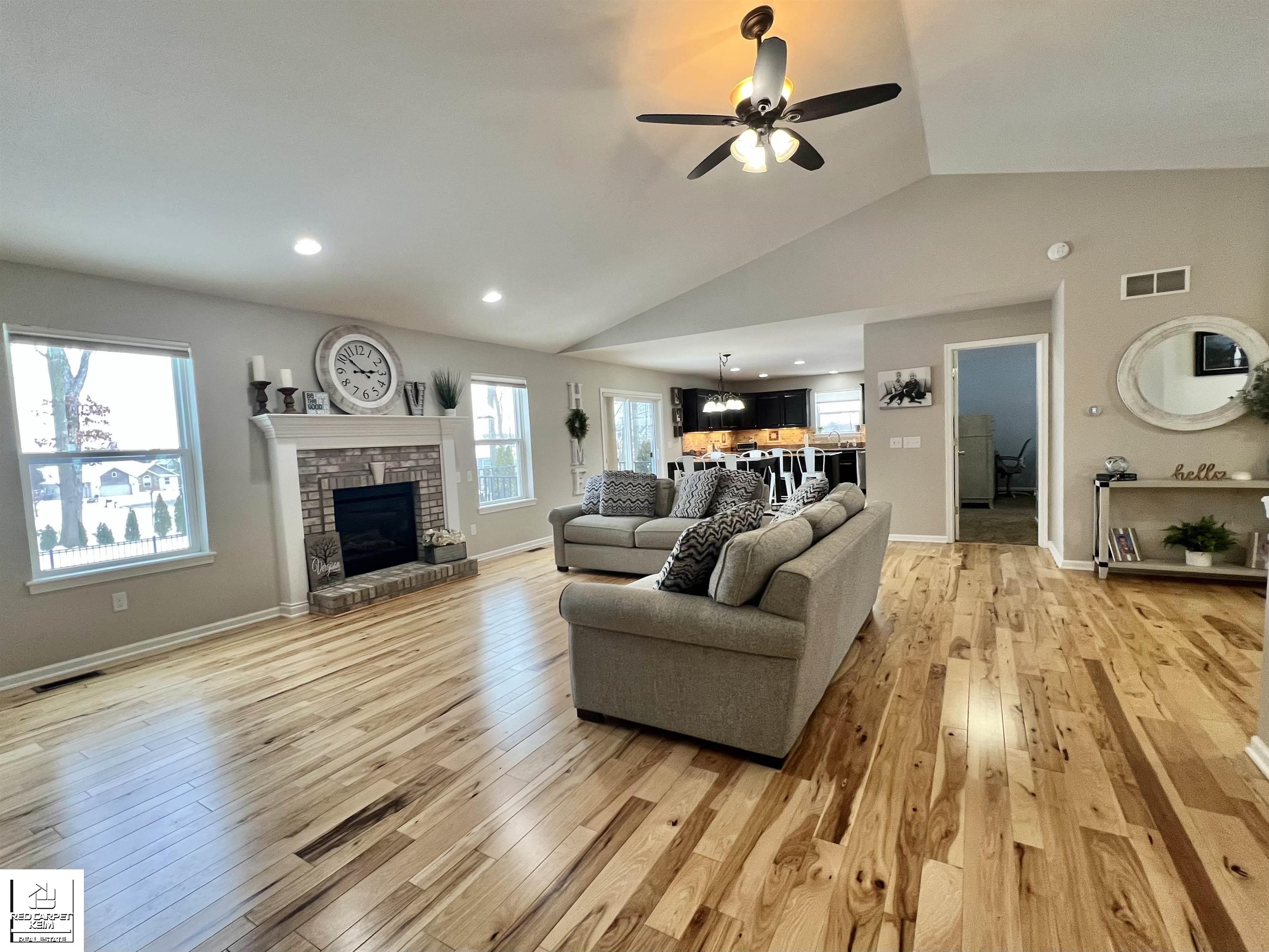 8333 Oak Ridge Drive