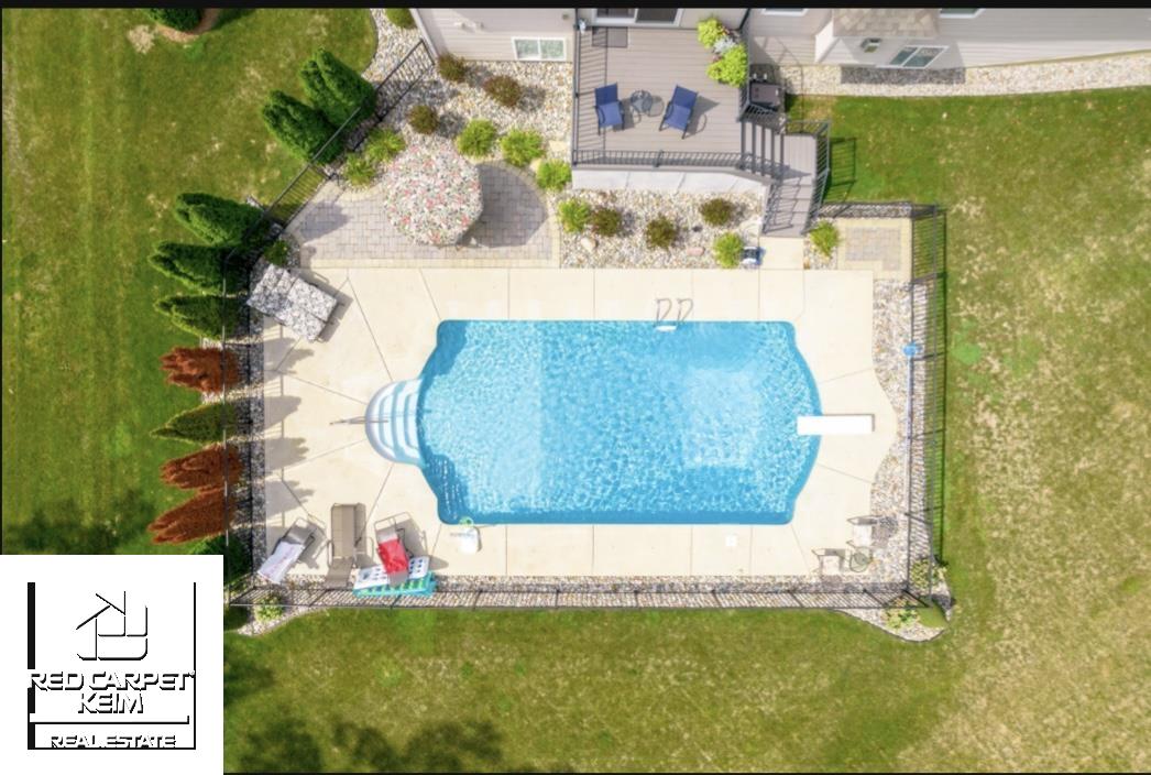 8333 Oak Ridge Drive
