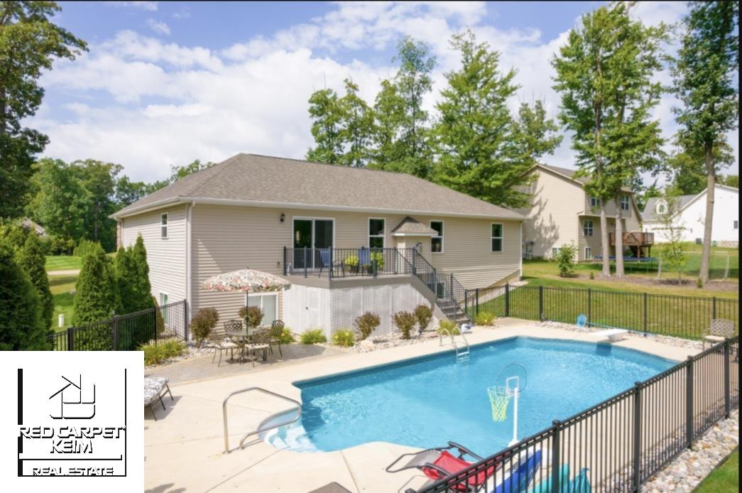 8333 Oak Ridge Drive