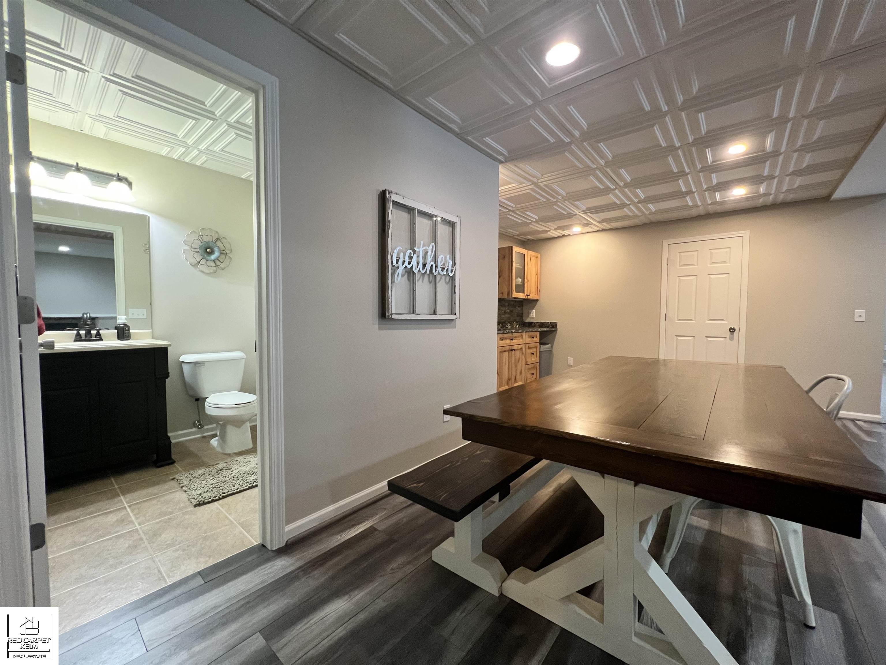 8333 Oak Ridge Drive