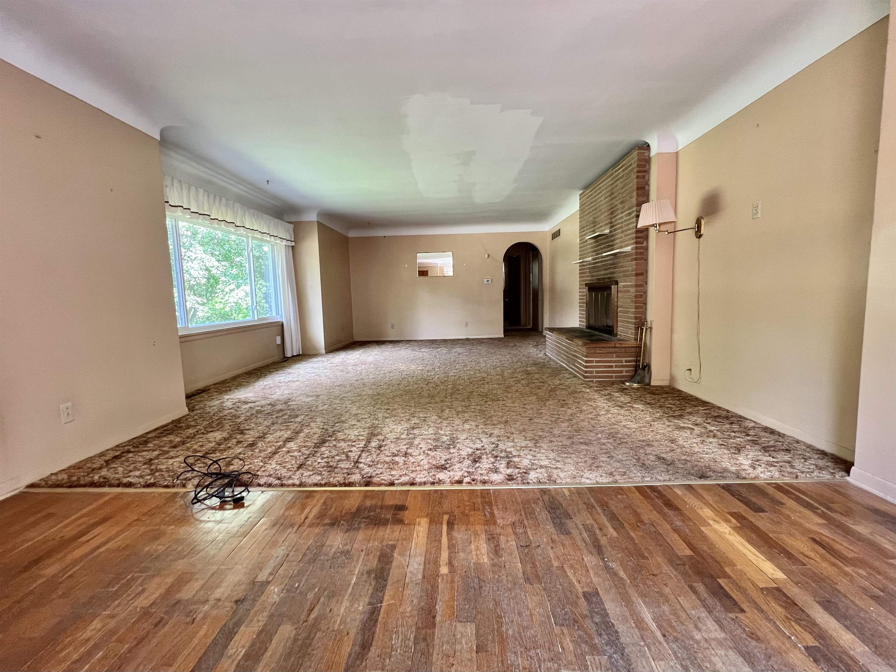 11402 E Potter Road