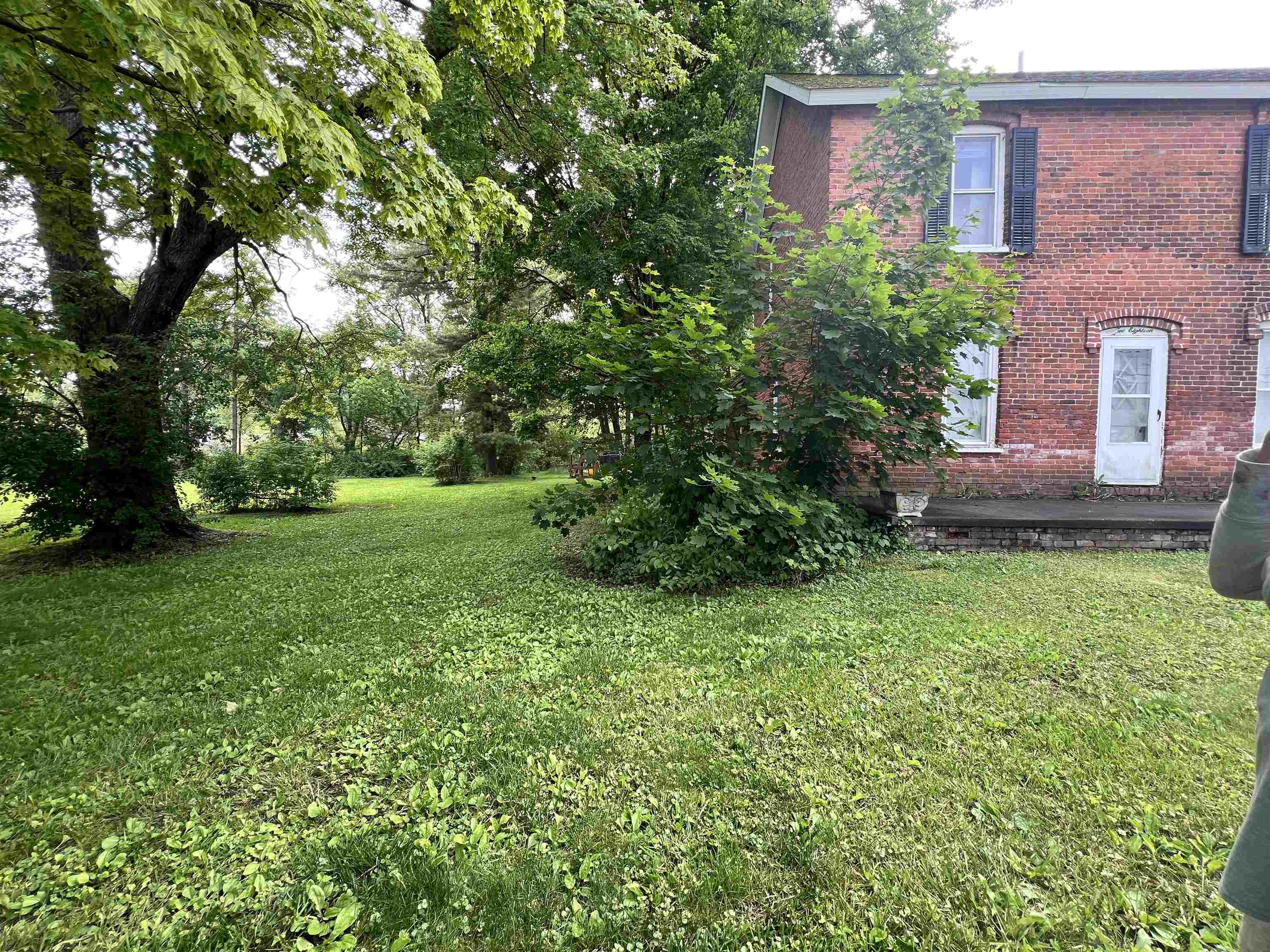 218 E Rising Street