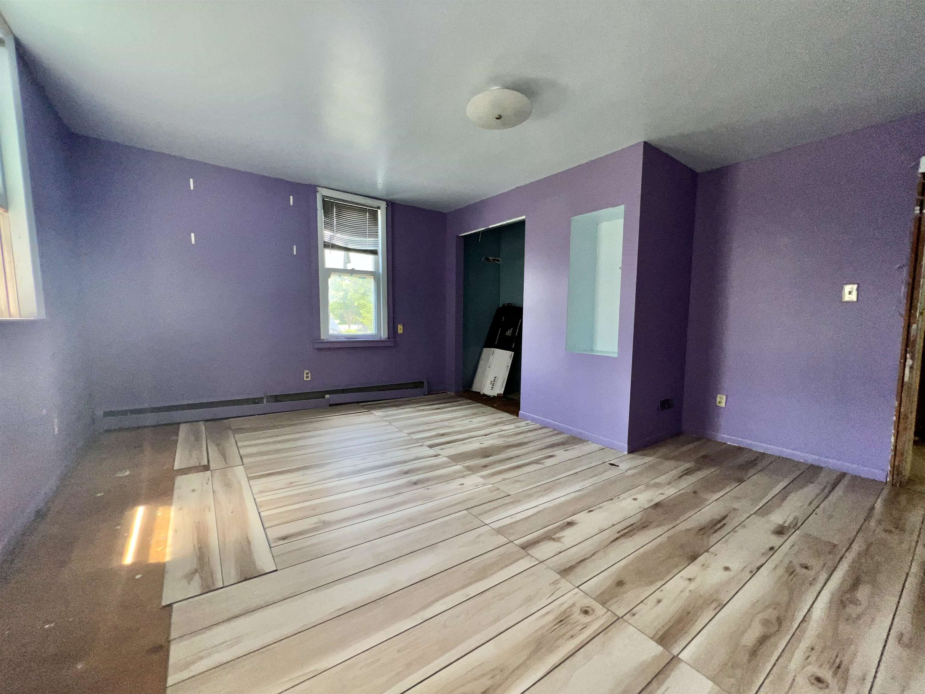 218 E Rising Street
