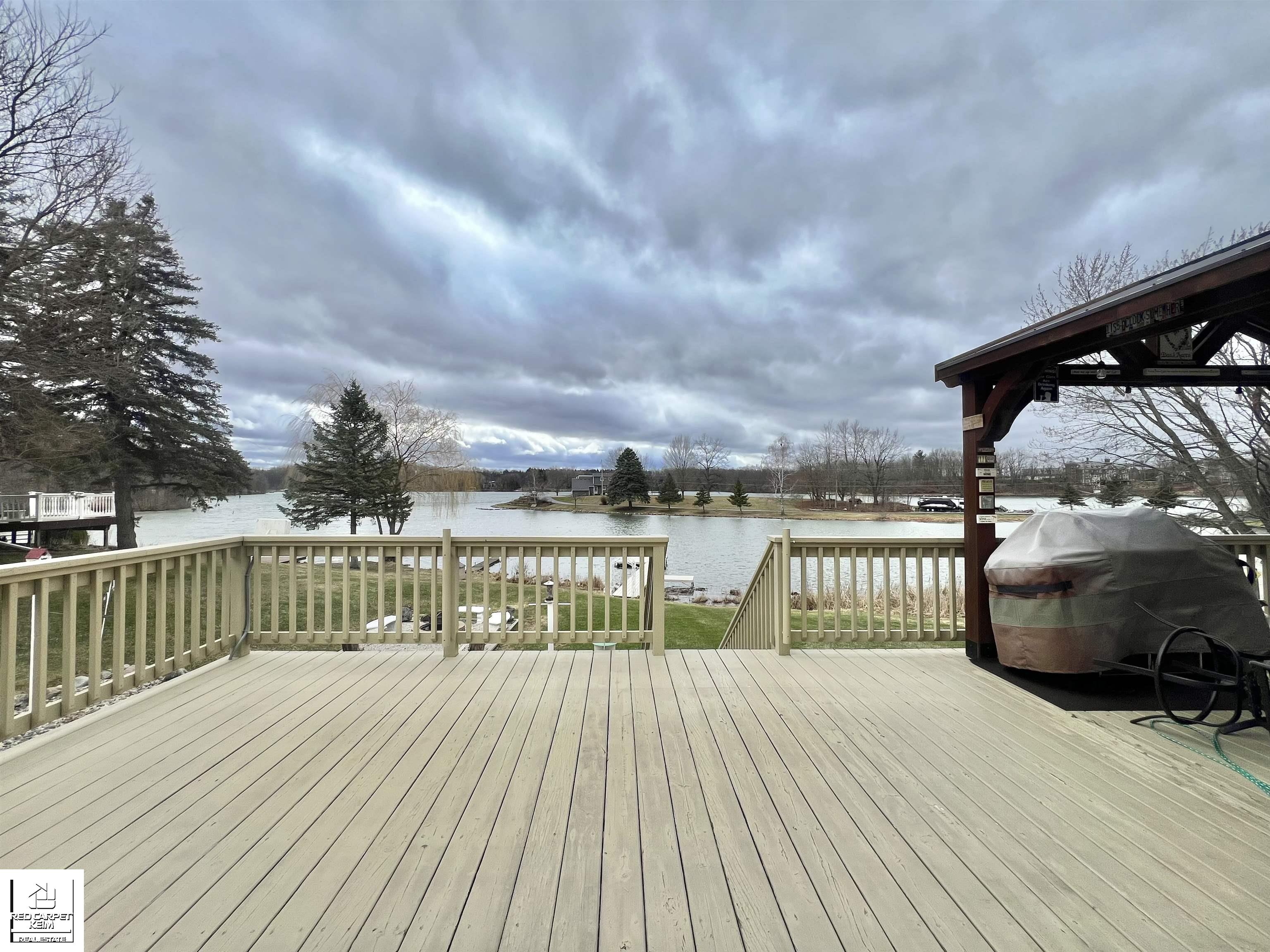 10394 Hills Lane