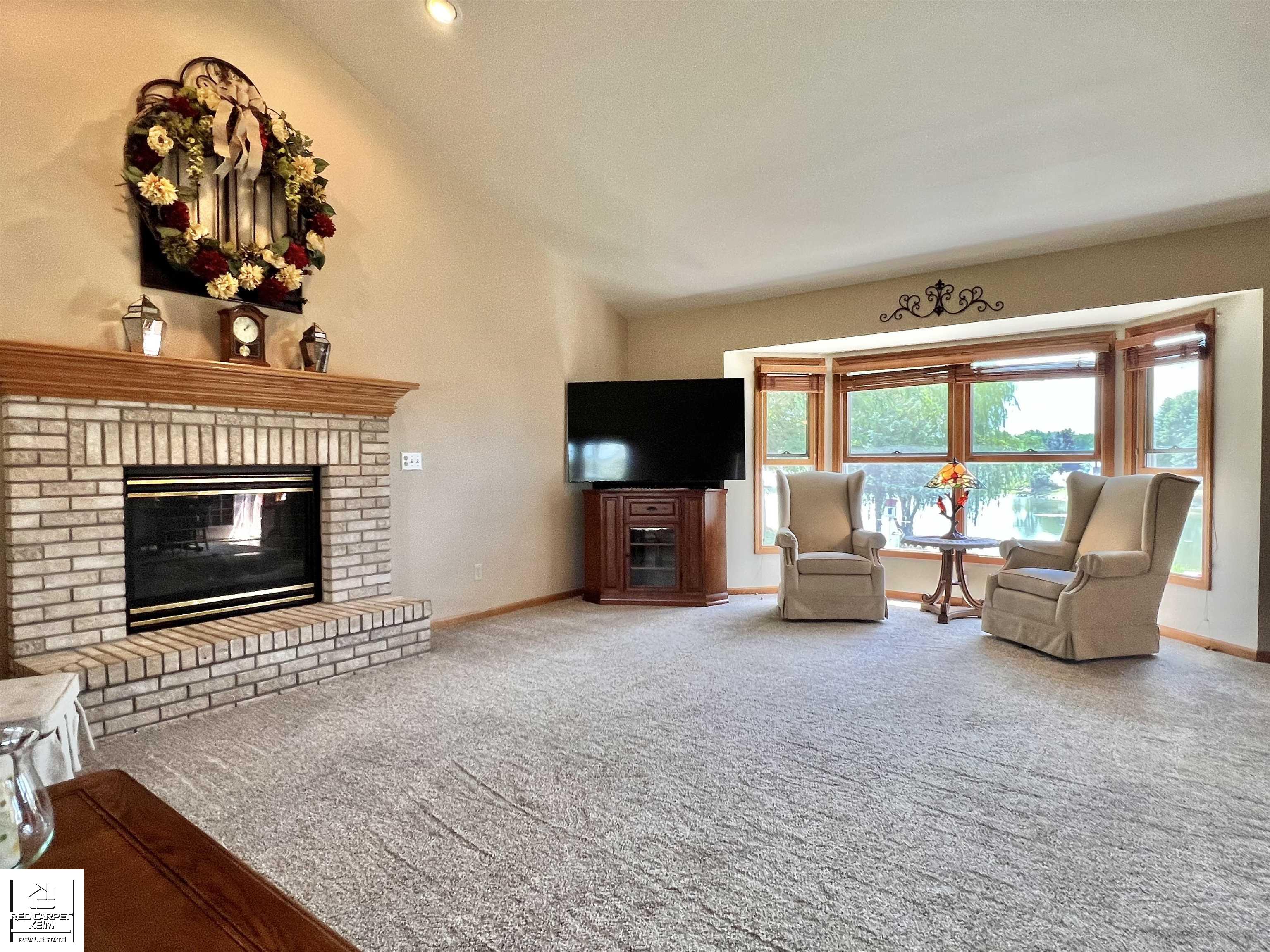 10394 Hills Lane