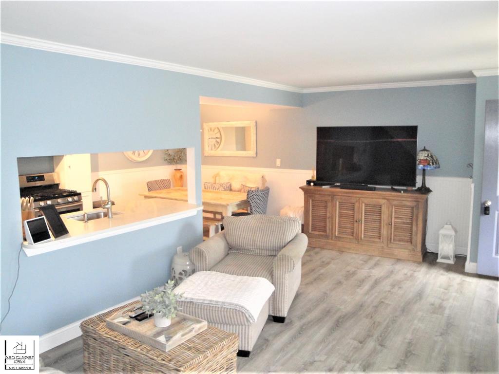 9463 Parkwood North