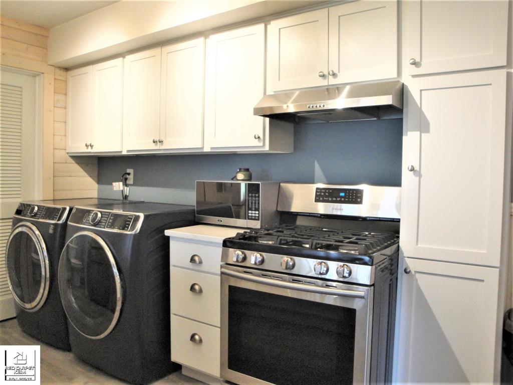 9463 Parkwood North