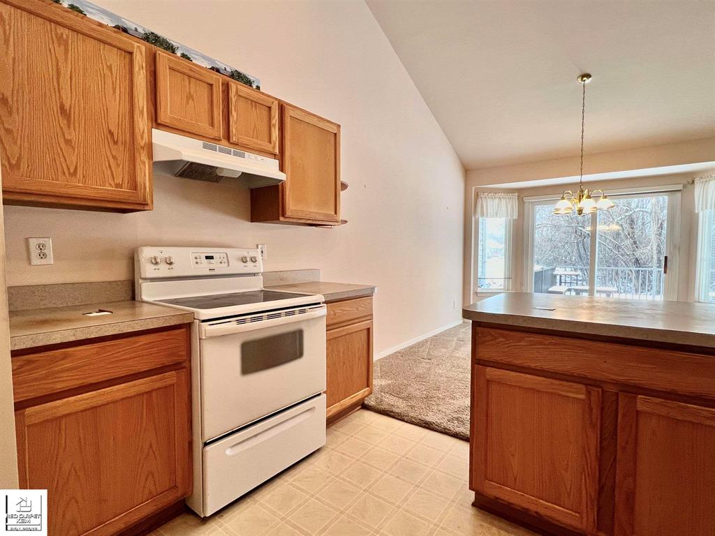 9103 Spring Brook