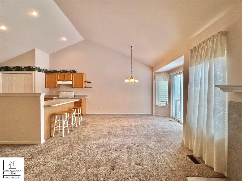 9103 Spring Brook