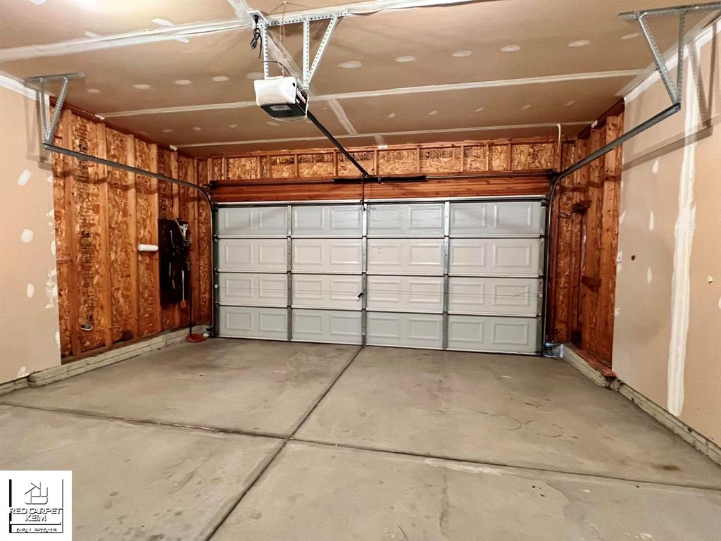 9103 Spring Brook
