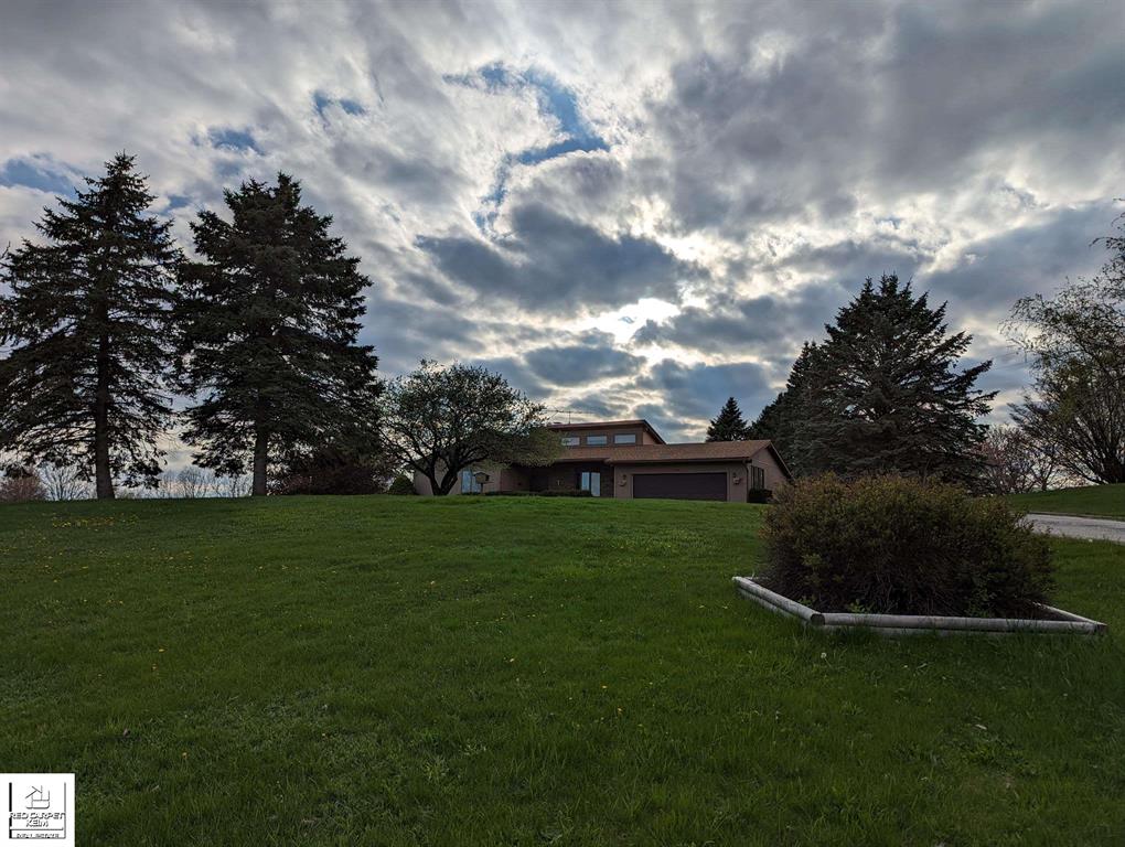 5926 White Creek