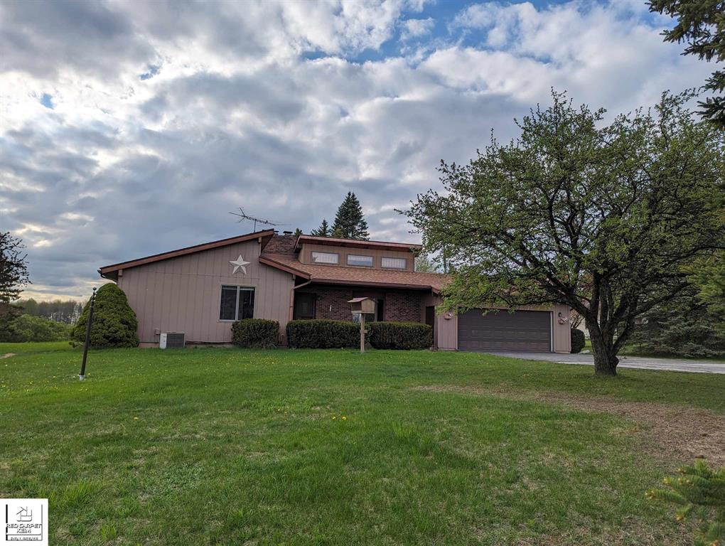 5926 White Creek