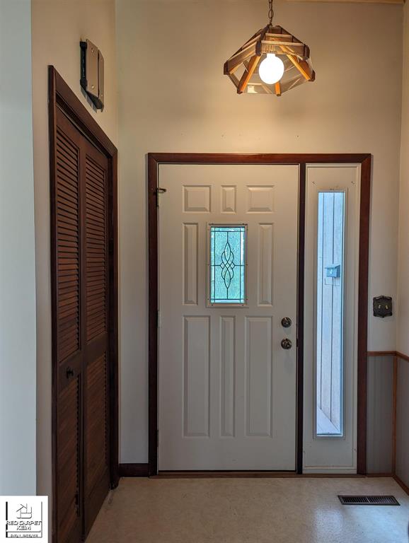 5926 White Creek