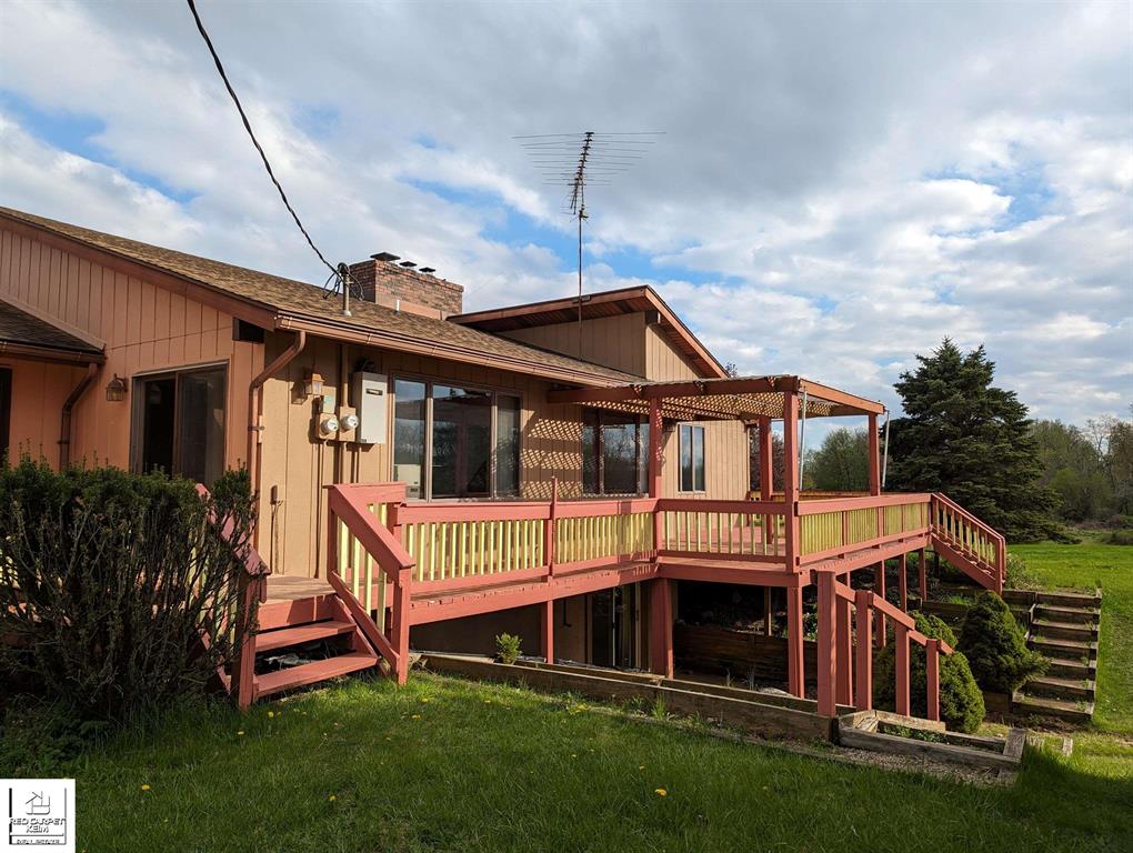 5926 White Creek