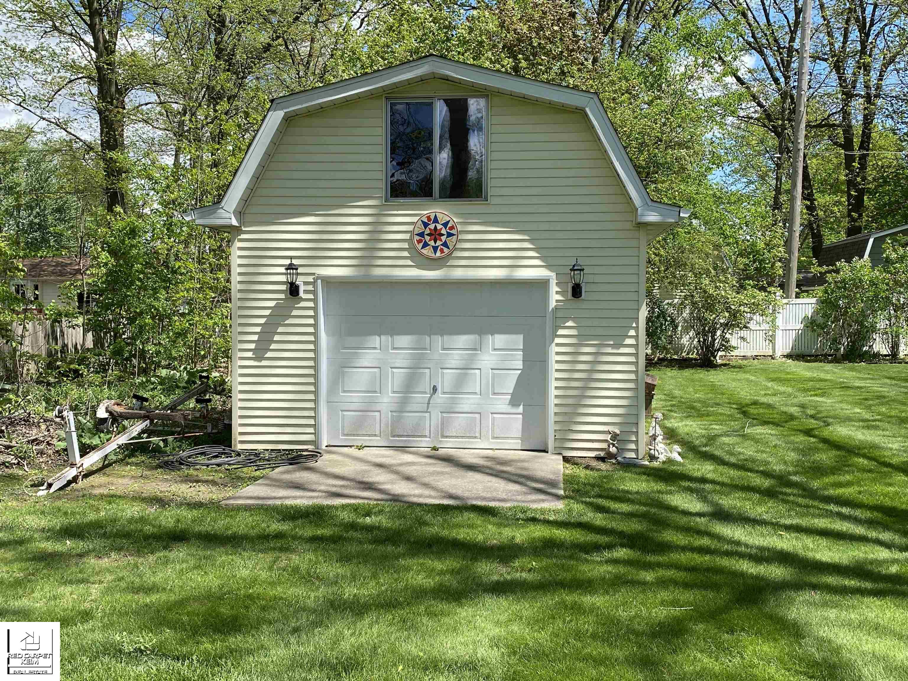 2184 Hermitage Drive