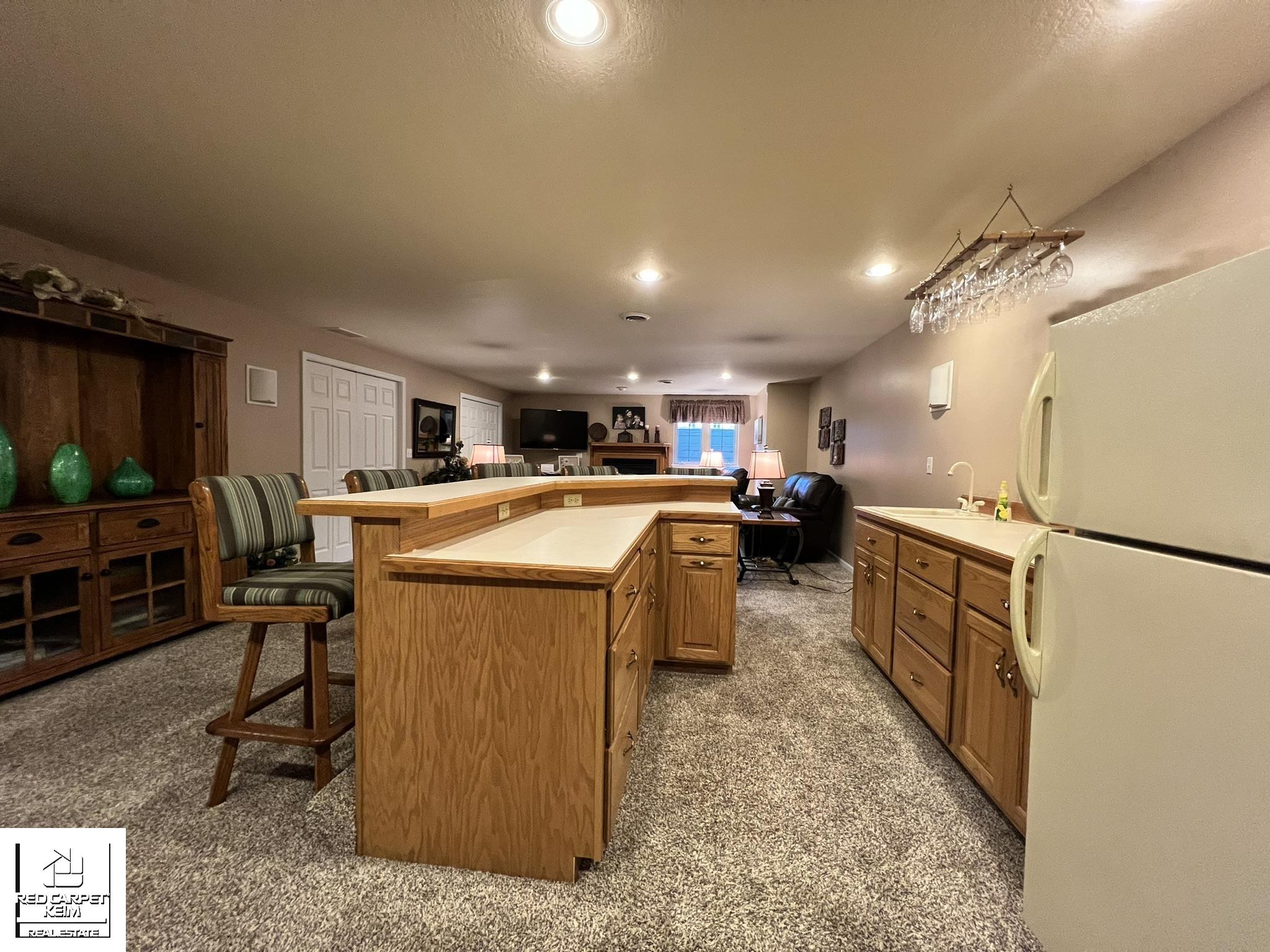 604 Carriage Way