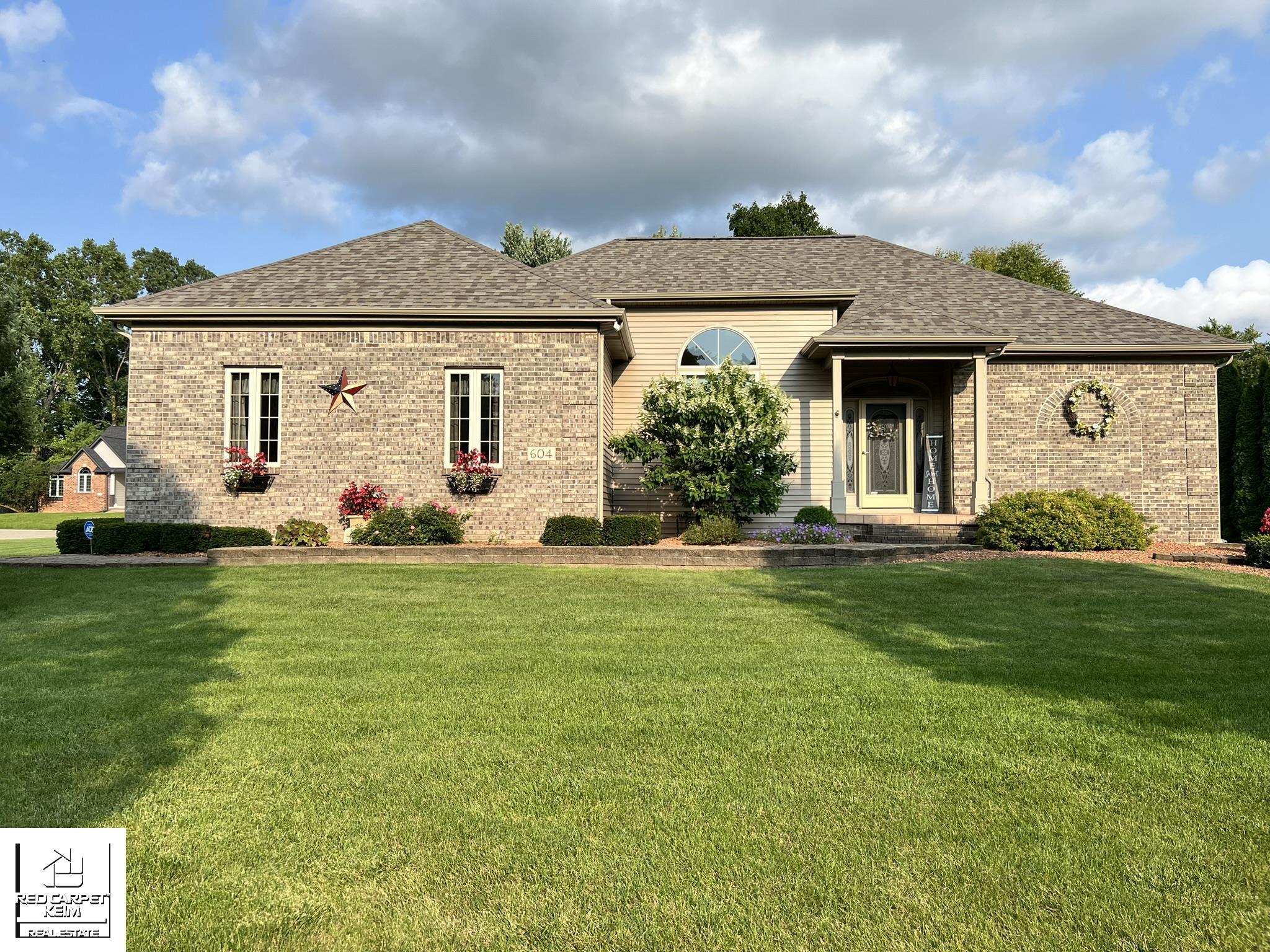 604 Carriage Way