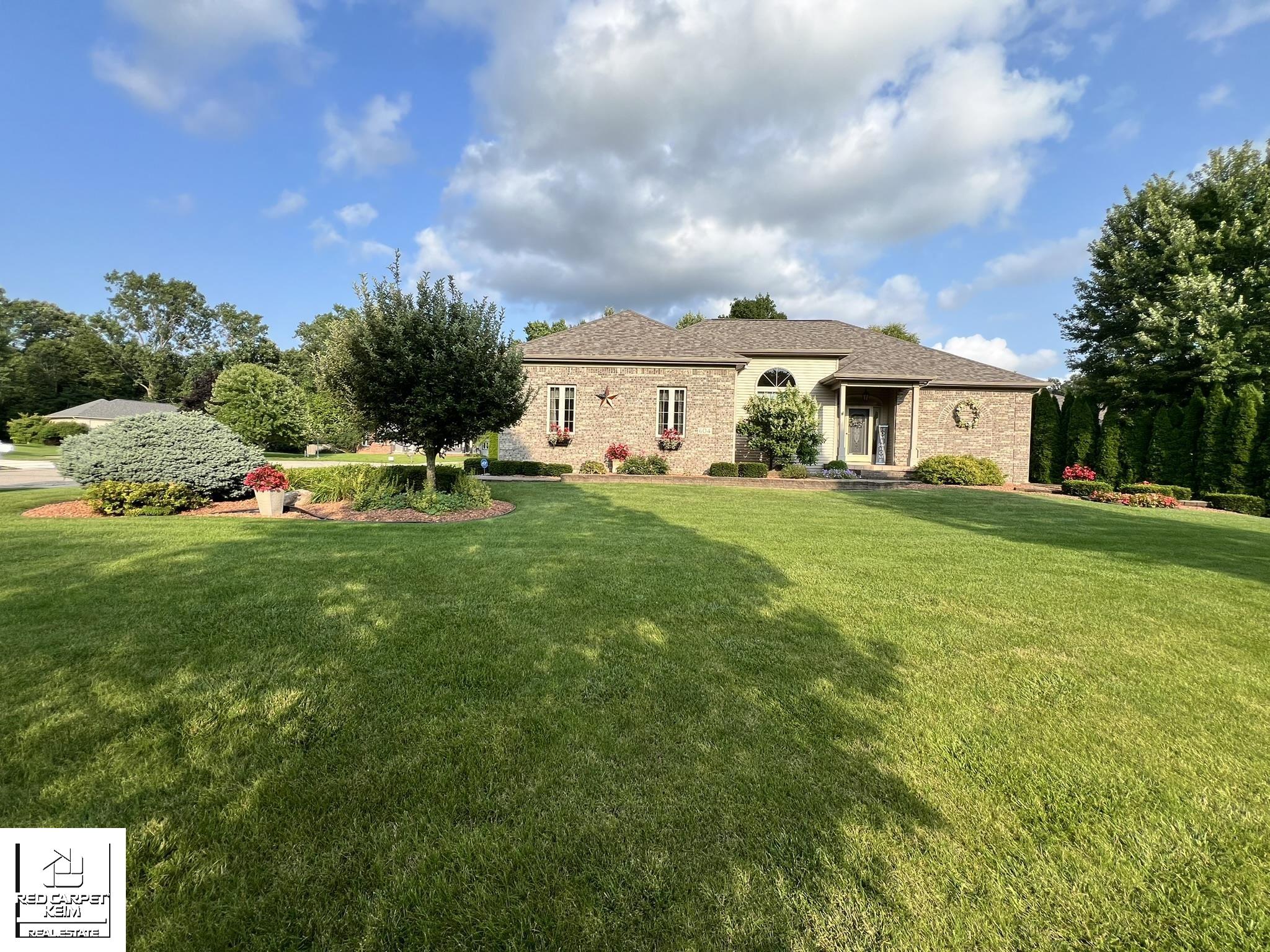 604 Carriage Way