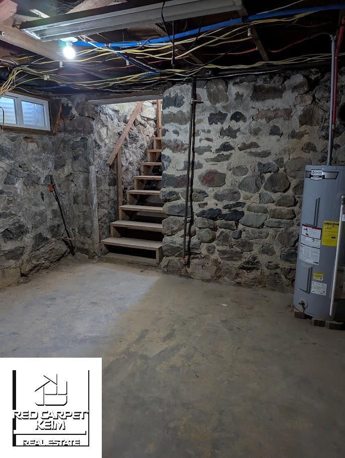 131 W 2nd Street
