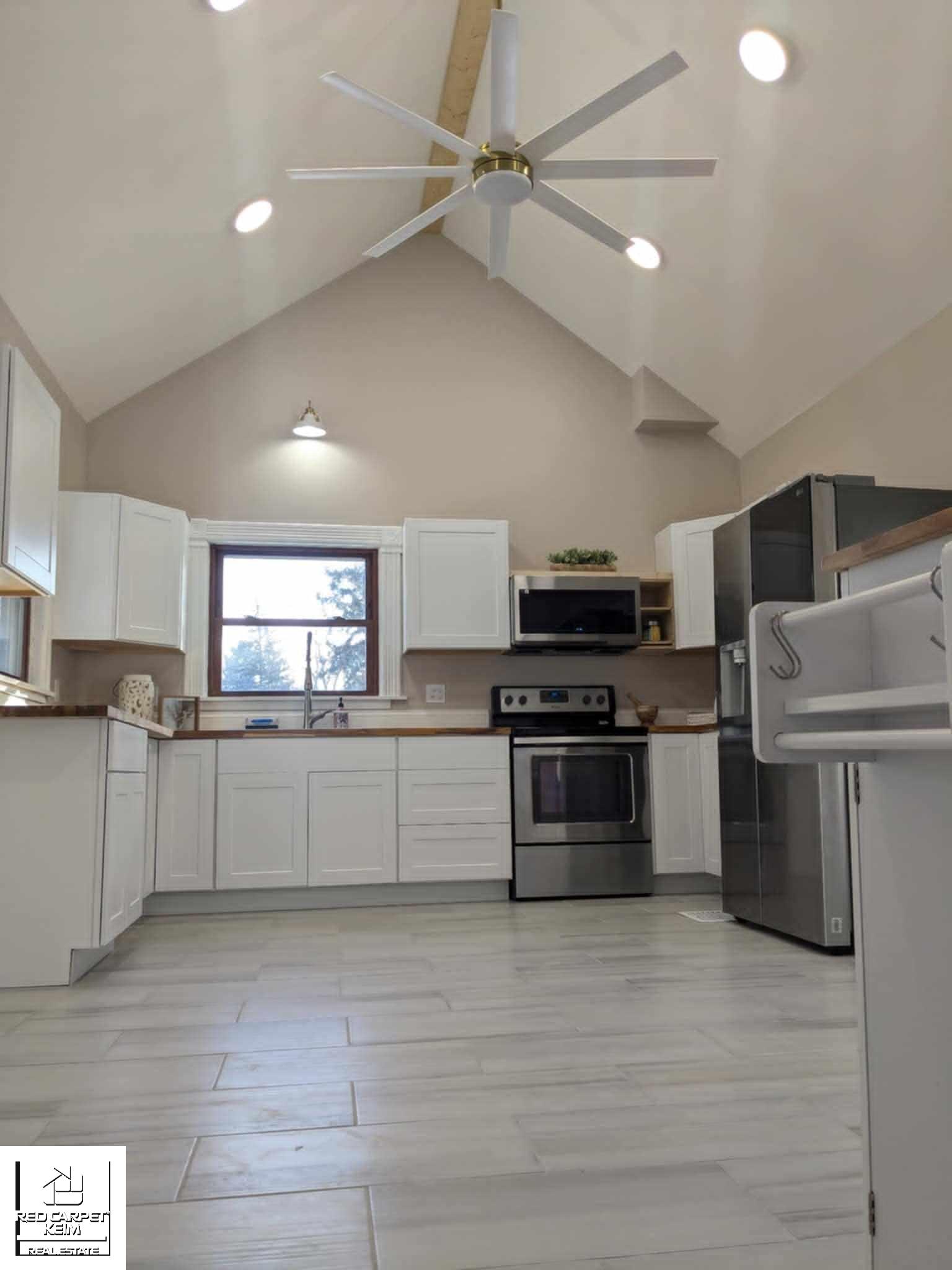 131 W 2nd Street