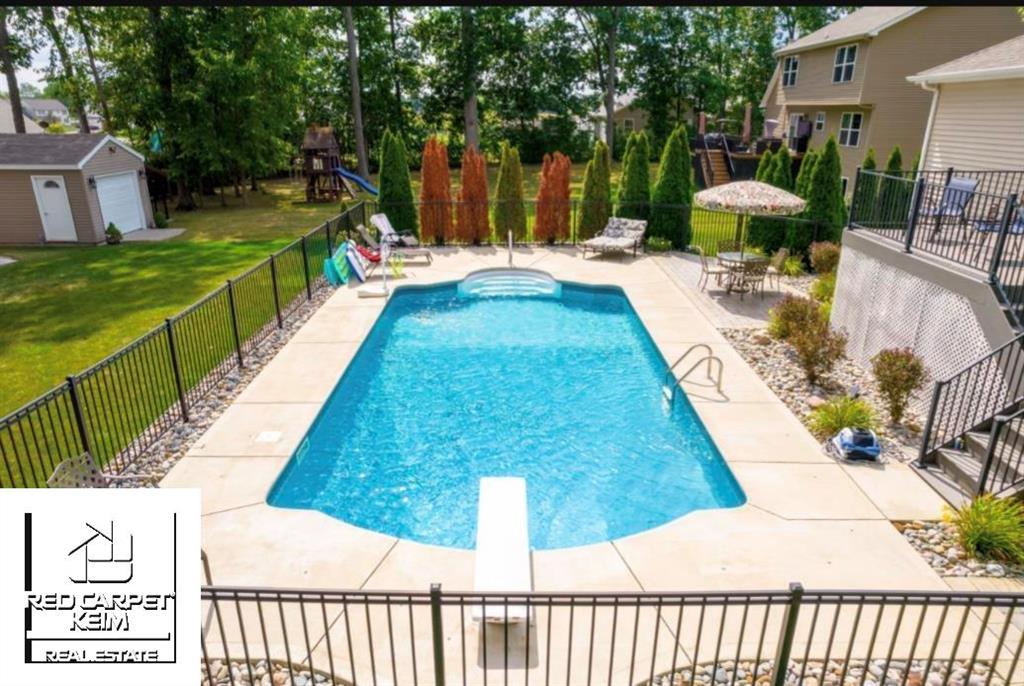 8333 Oak Ridge Drive