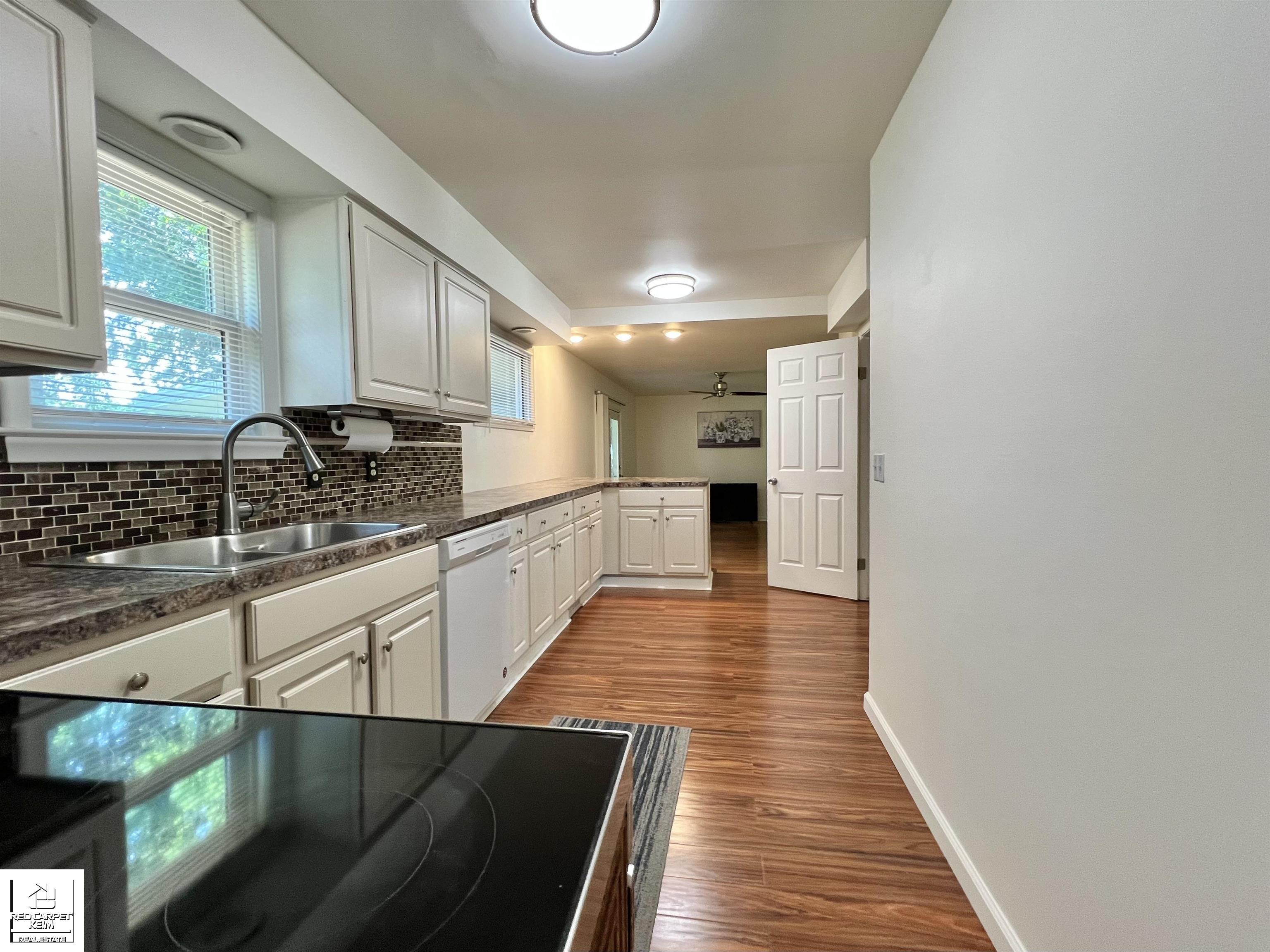 2221 Hermitage Hills Trail
