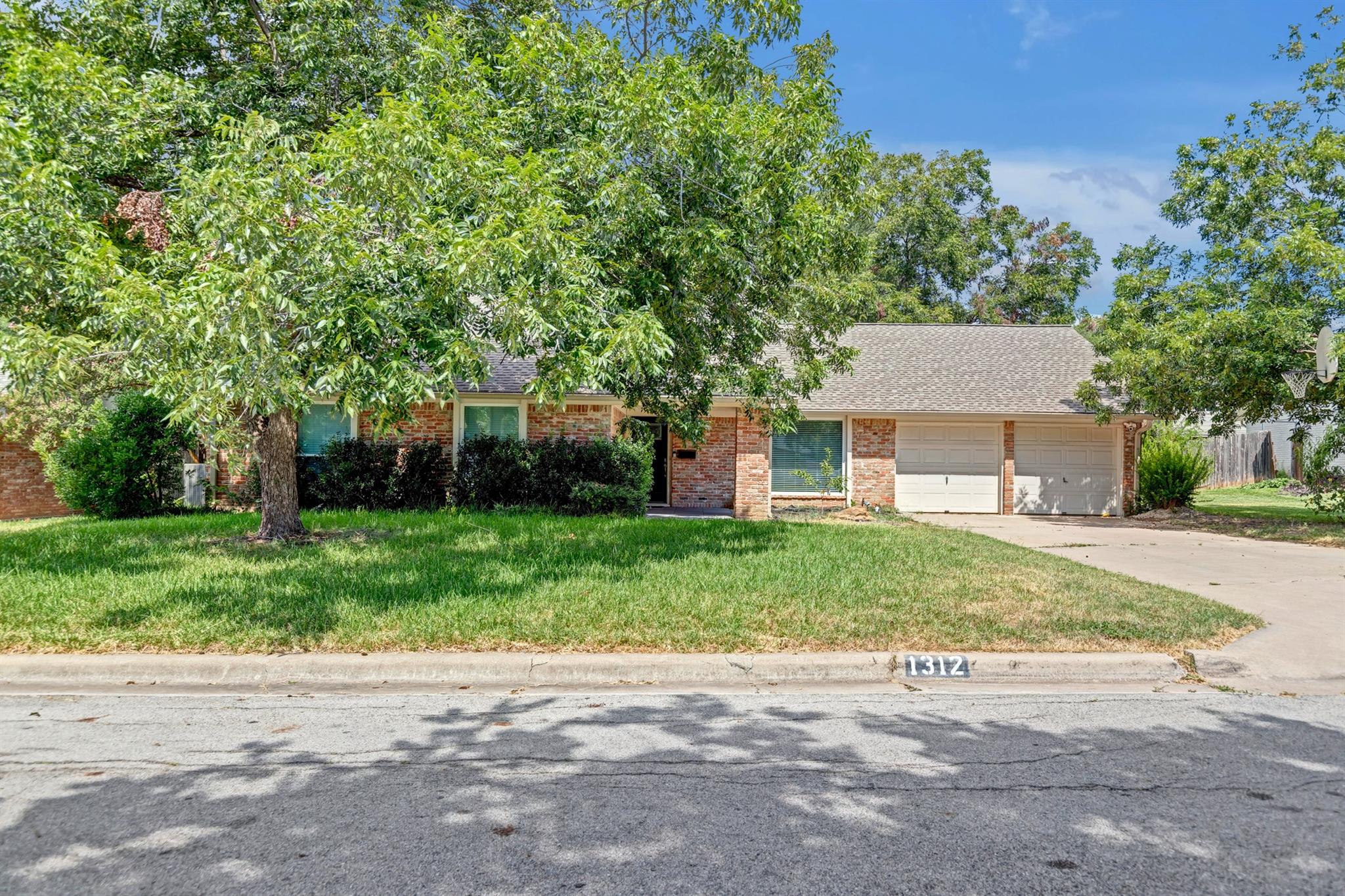 1312 Quailfield CIR