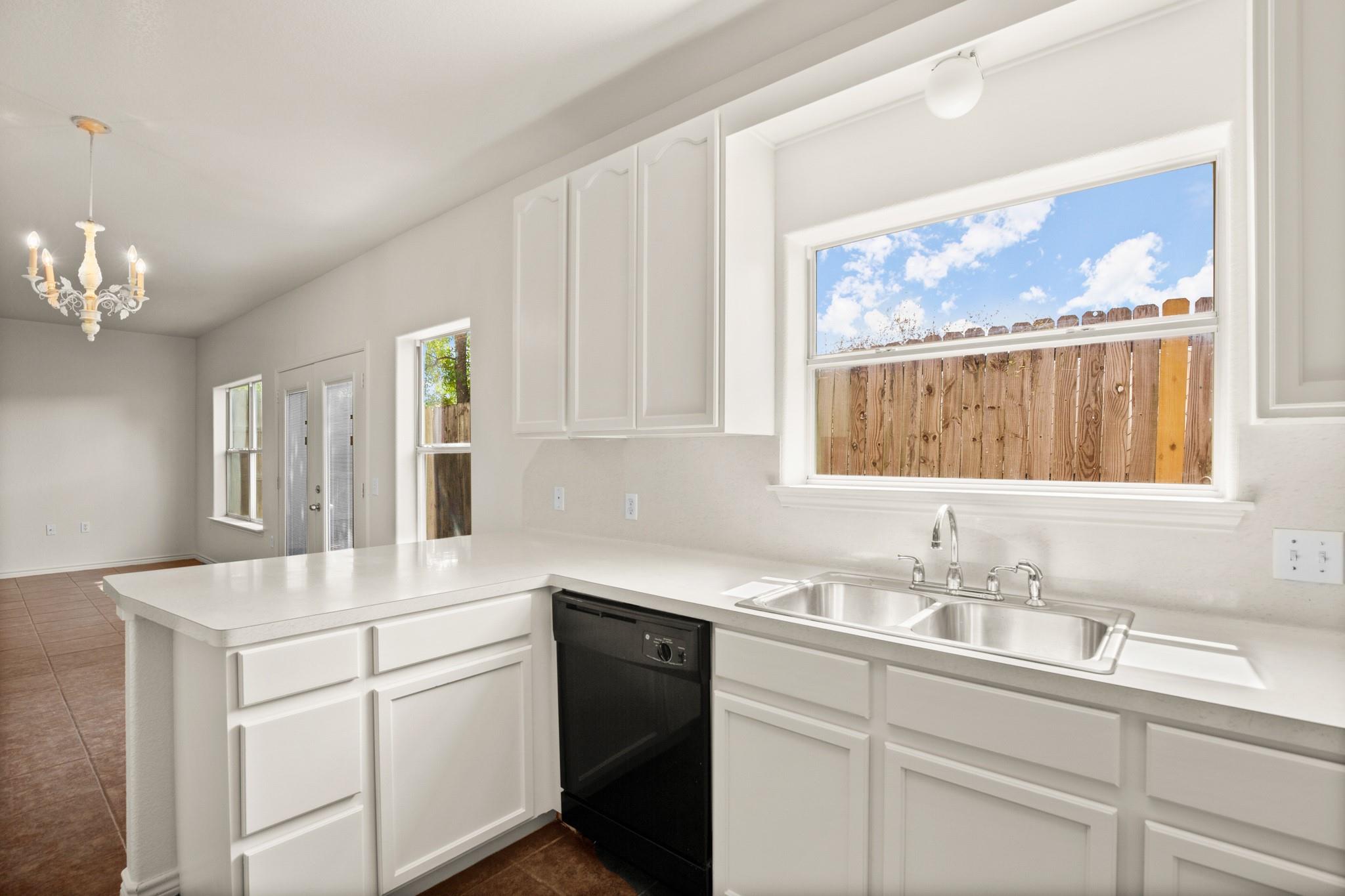 7312 E Ben White BLVD # 16