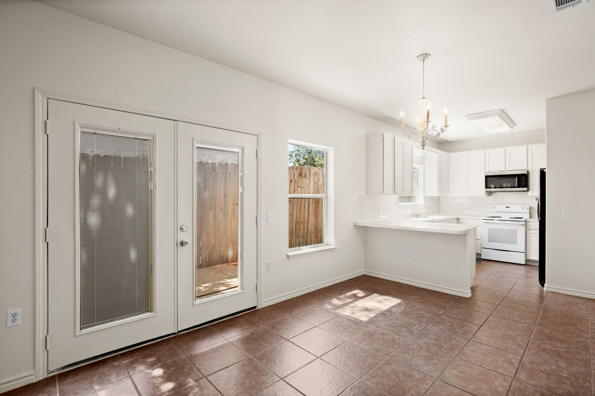 7312 E Ben White BLVD # 16