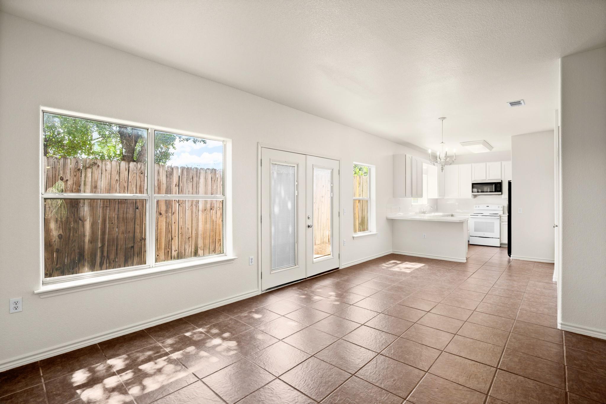 7312 E Ben White BLVD # 16