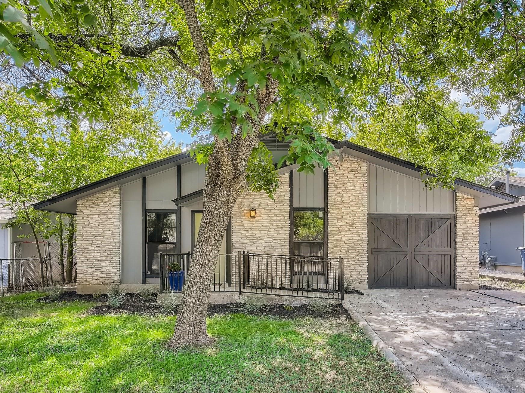 2503 Lakehurst DR
