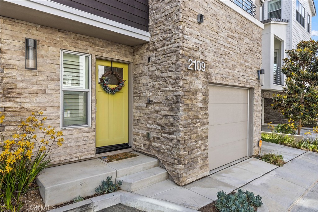 2109 Two Harbors Circle