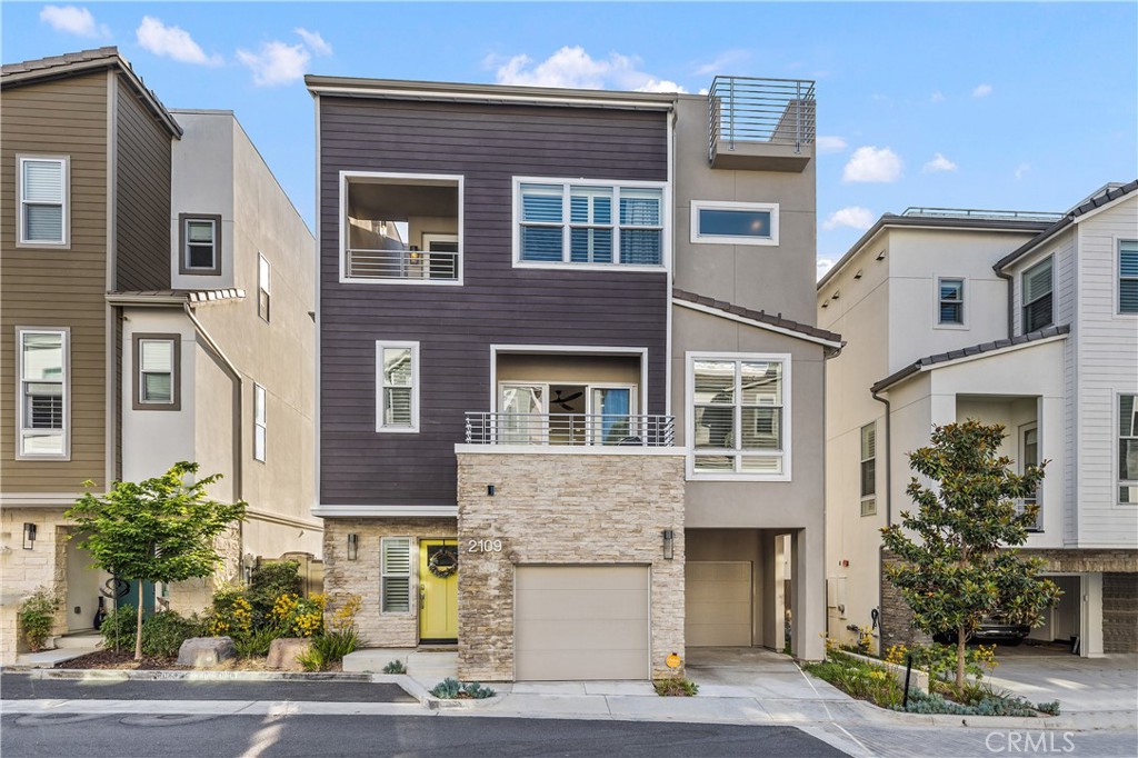 2109 Two Harbors Circle