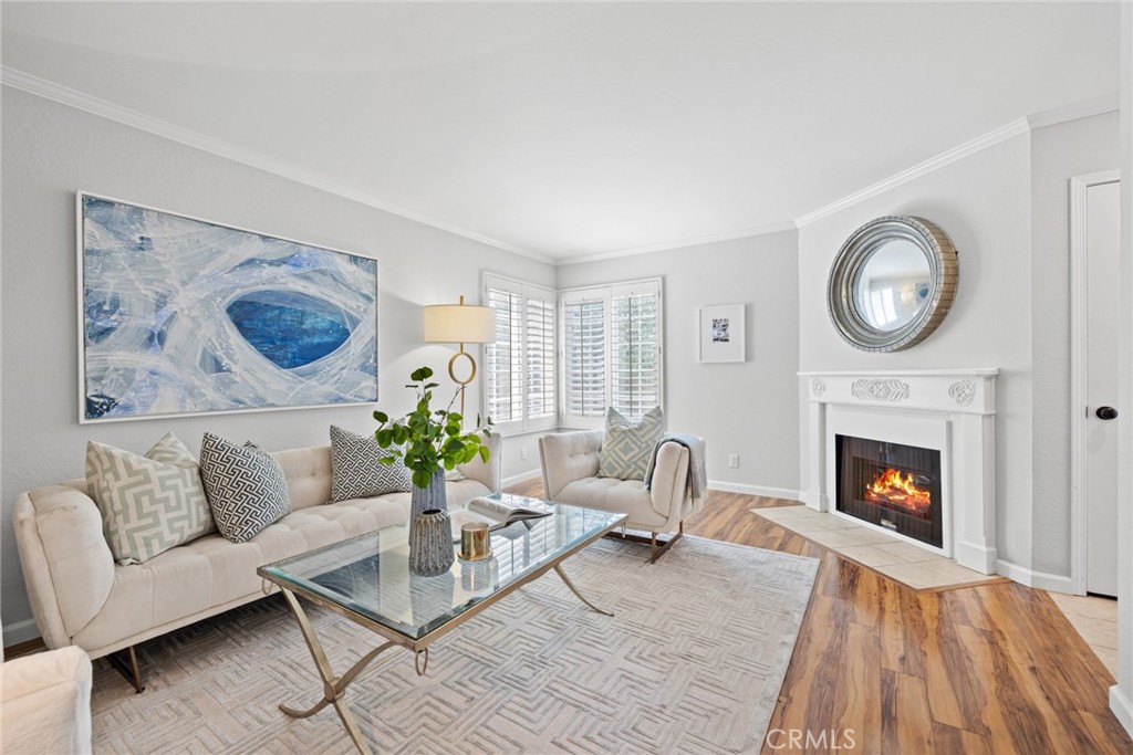 2125 San Anseline Avenue Unit: 2