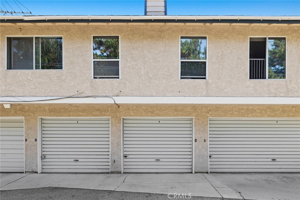 2125 San Anseline Avenue Unit: 2