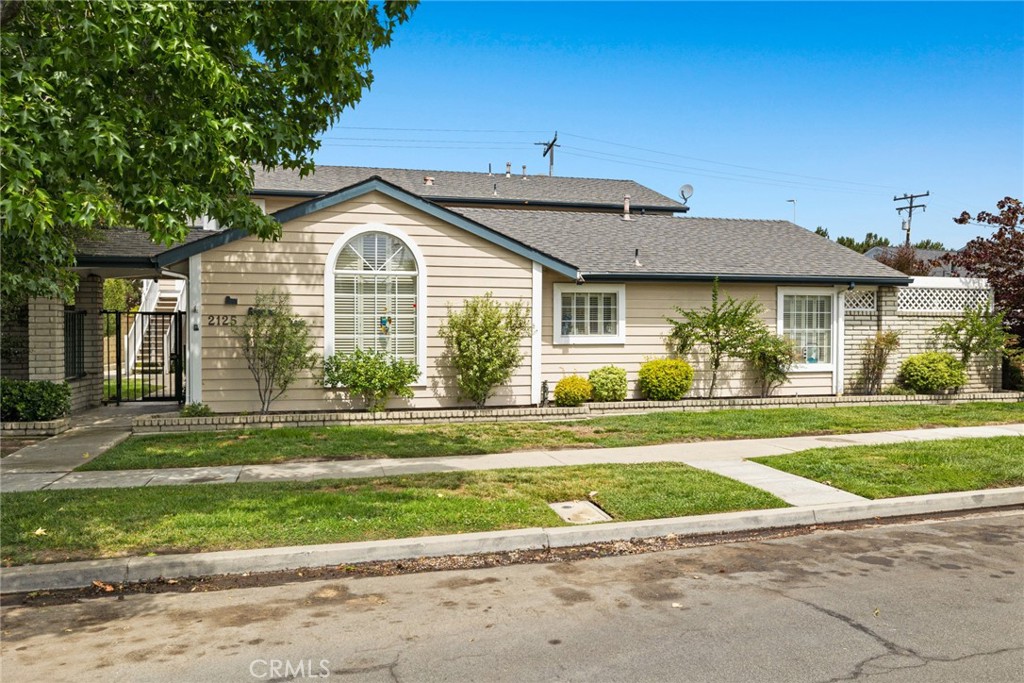 2125 San Anseline Avenue Unit: 2