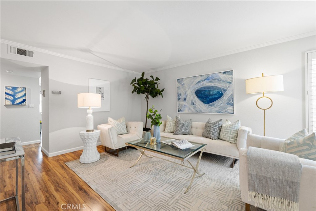 2125 San Anseline Avenue Unit: 2