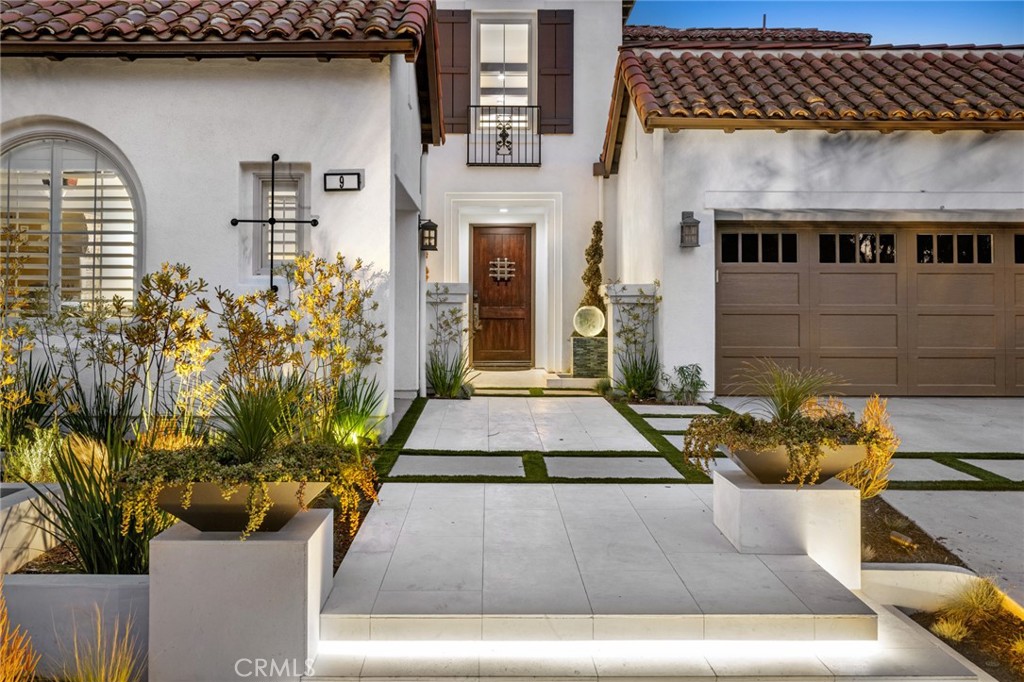 9 Coastal Canyon Drive