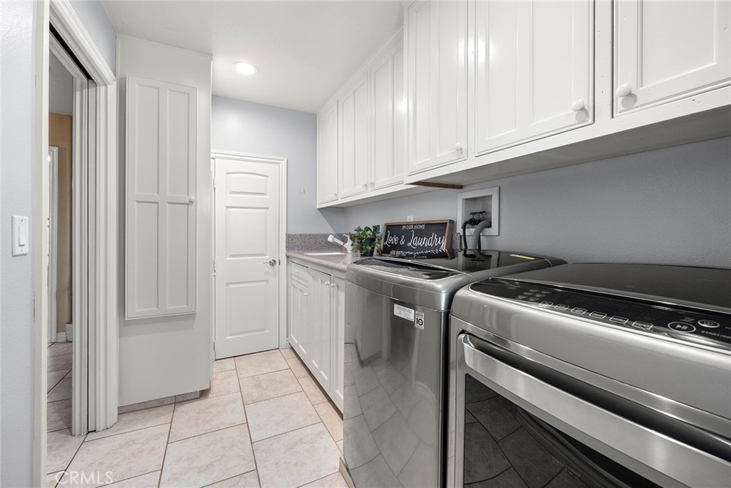 5661 Highland Avenue