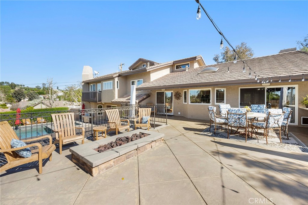 5661 Highland Avenue