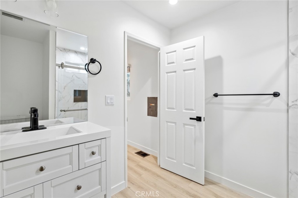 901 6th Avenue Unit: 378