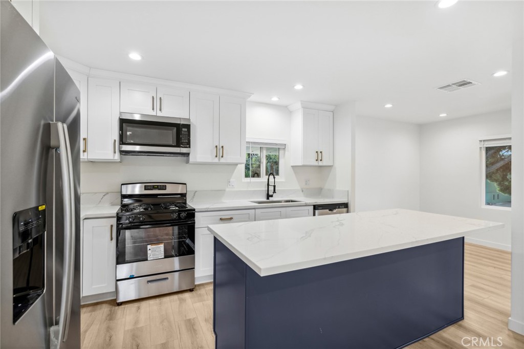 901 6th Avenue Unit: 378