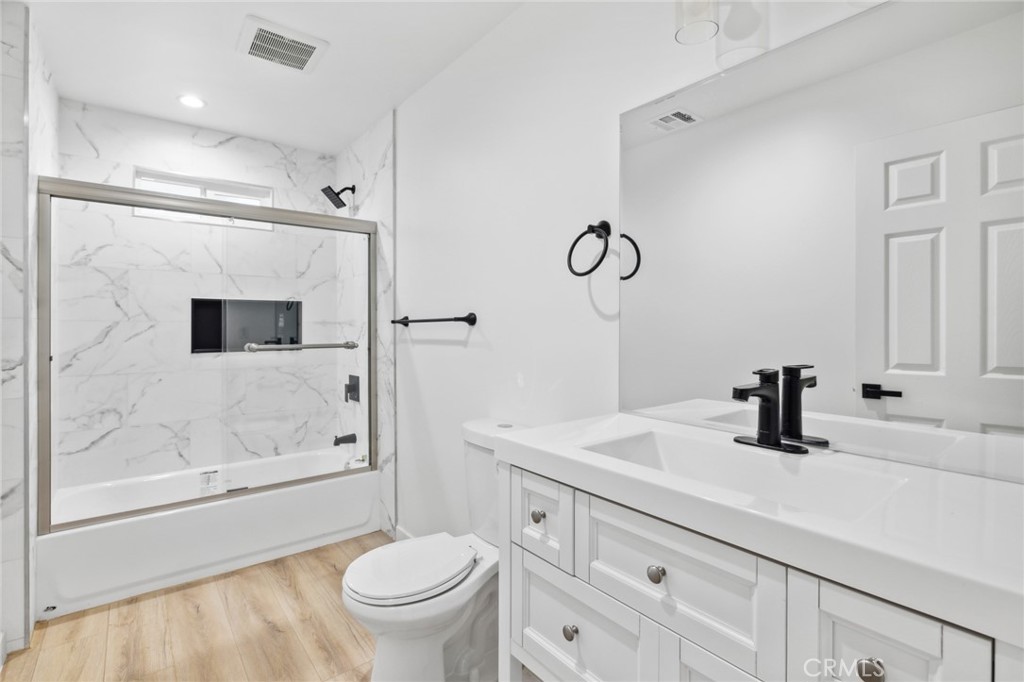 901 6th Avenue Unit: 378