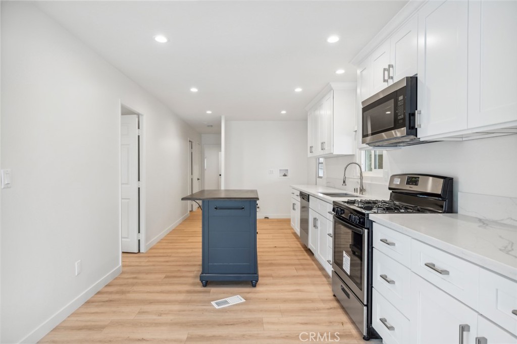 3530 Damien Avenue Unit: 138