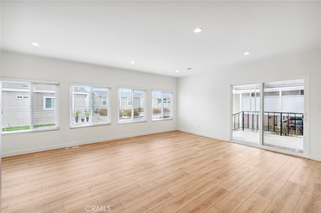 3530 Damien Avenue Unit: 138