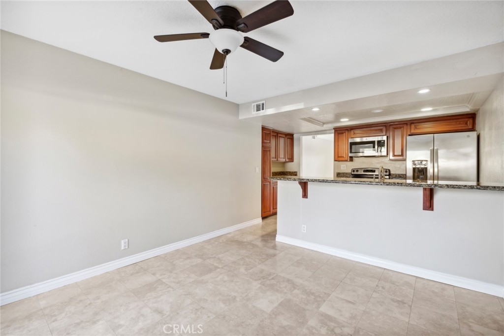 7645 Bay Drive Unit: 104