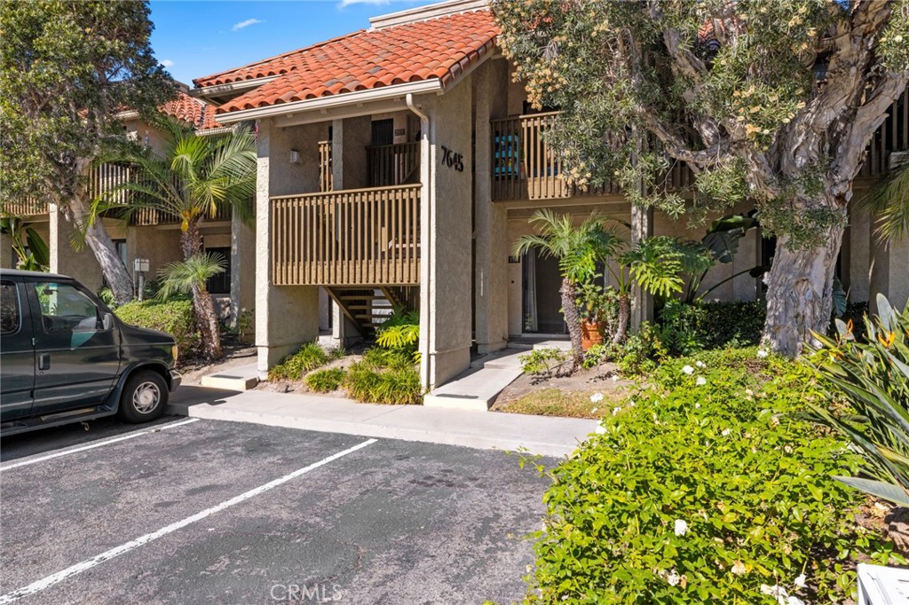 7645 Bay Drive Unit: 104