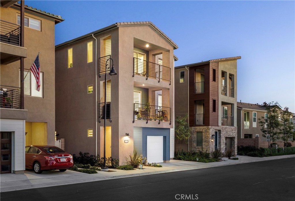 526 Serrano Summit Drive